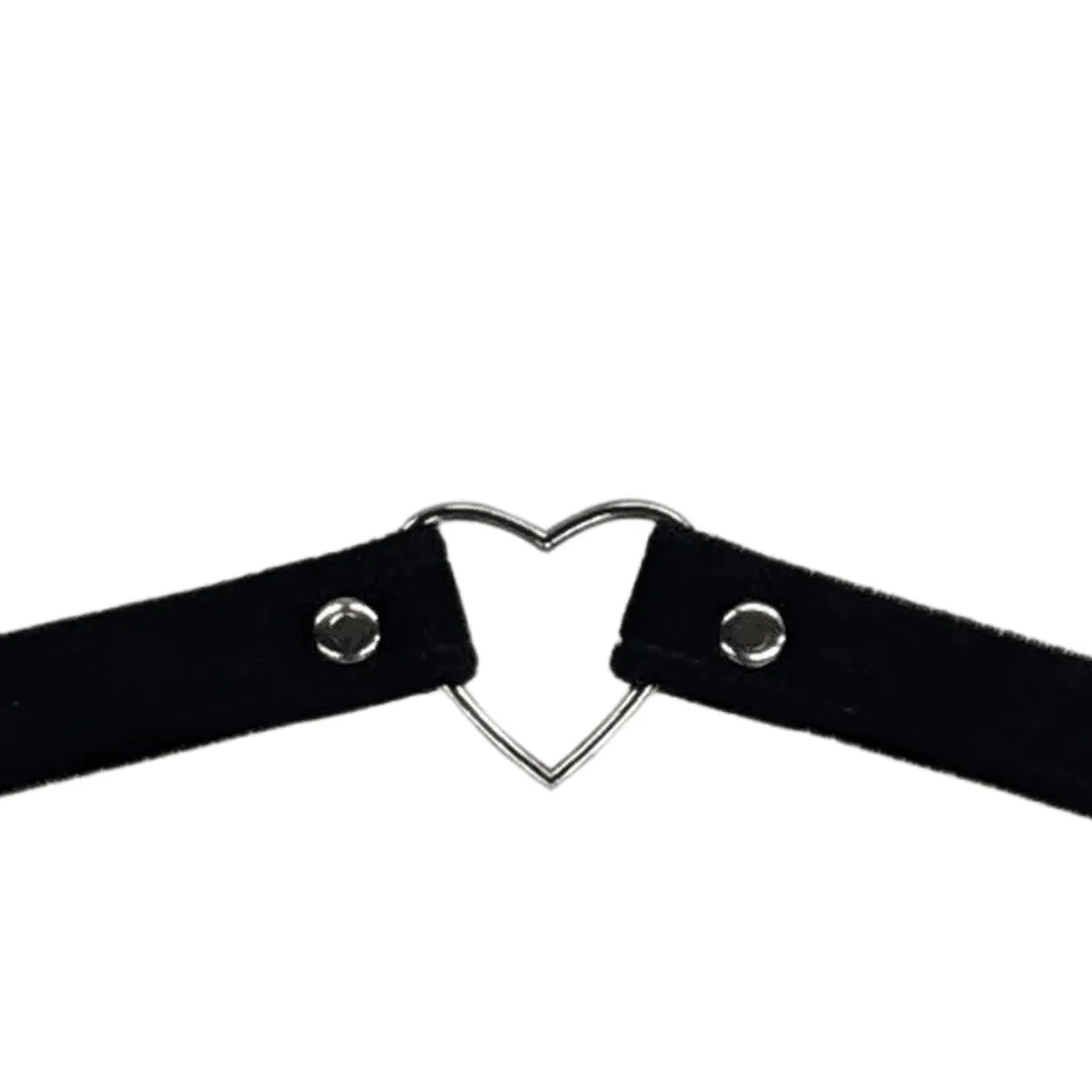 Black Velvet 3/4" Choker with Heart Ring