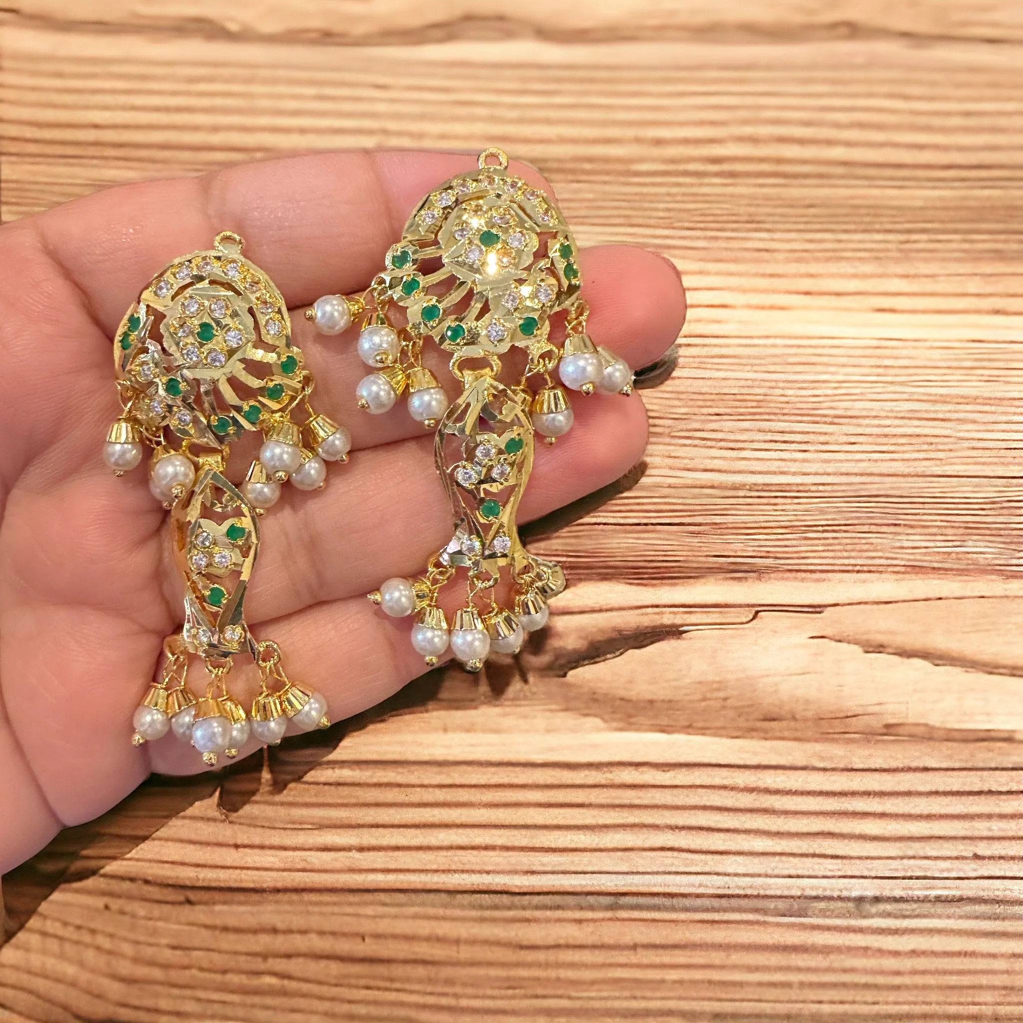 DER585 jadau earrings in fresh water pearls - green ( READY TO SHIP )