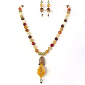 Harvest: Carved Jade Pendant Necklace Set