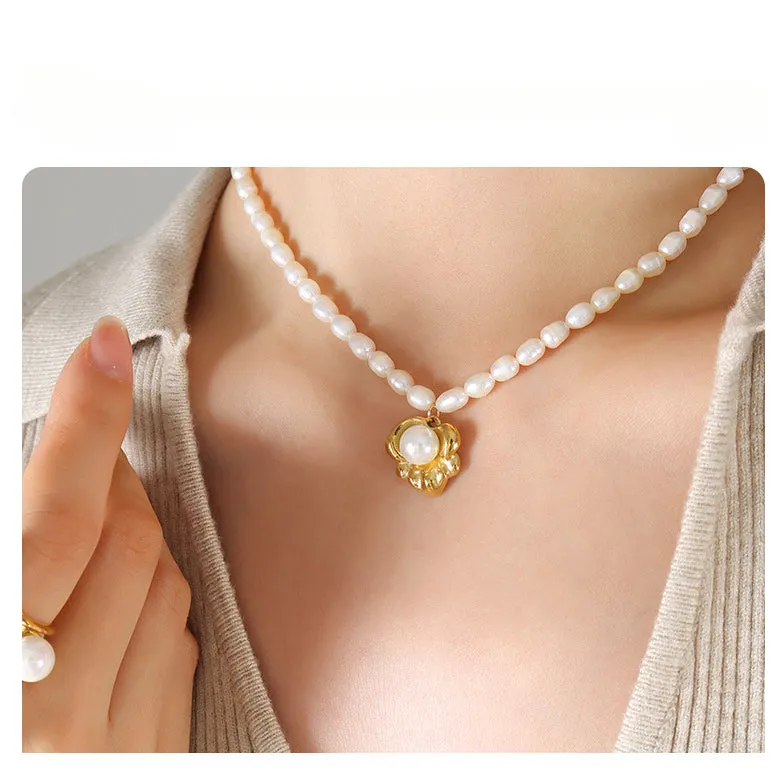 Irregular Flower Inlay Pearl Pendant Freshwater Pearl Necklace