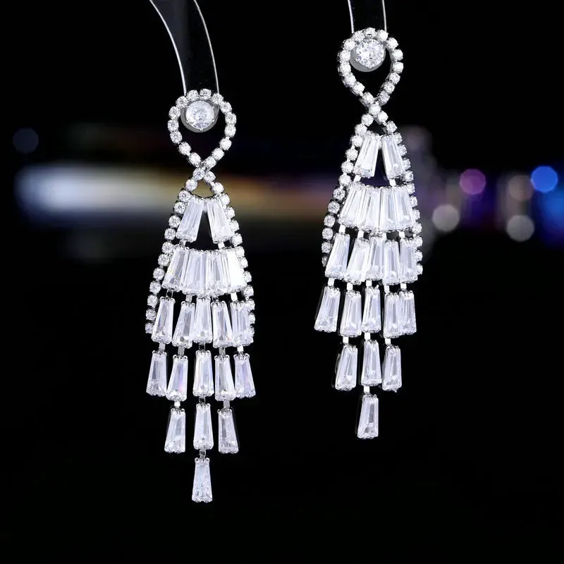 New fashionable Cubic Zirconia earrings, wedding bride's jewelry, super sparkling long tassel earrings LYX252