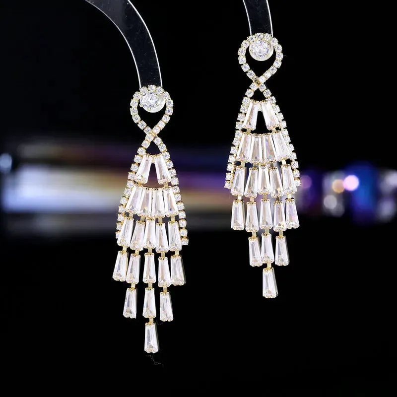 New fashionable Cubic Zirconia earrings, wedding bride's jewelry, super sparkling long tassel earrings LYX252