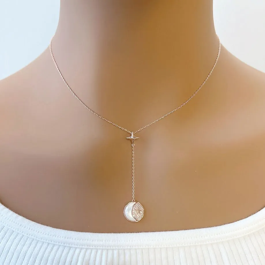 Round Mother of Pearl Necklace