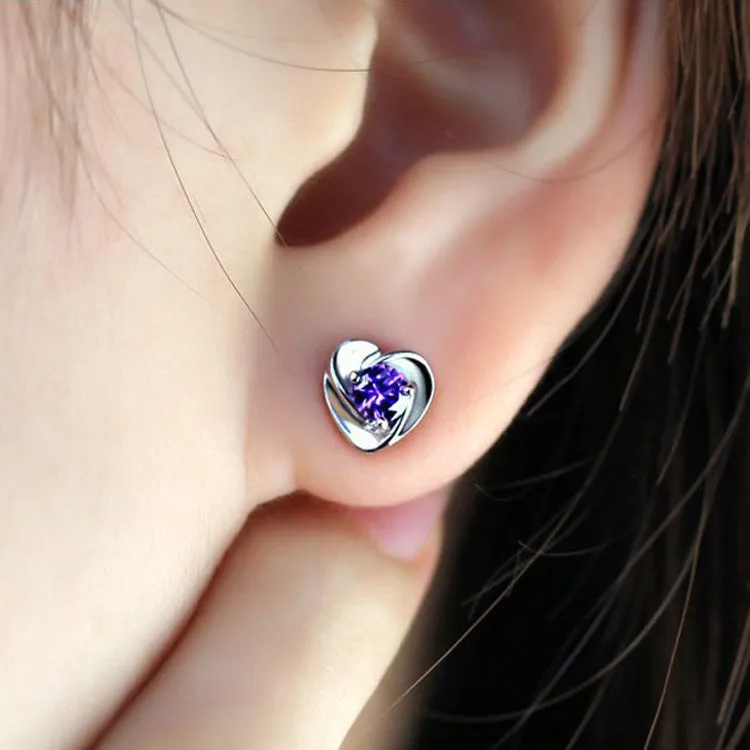 Three Prongs Round Zircon Heart Silver Studs Earrings for Women