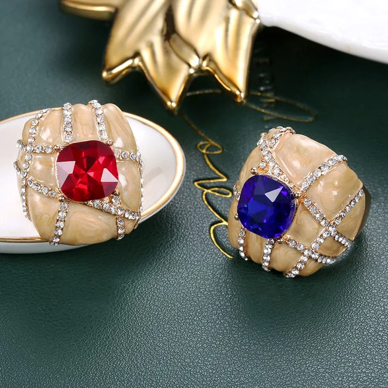 Trendy Jewelry Cocktail Rings for Women with Crystal in Gold Color