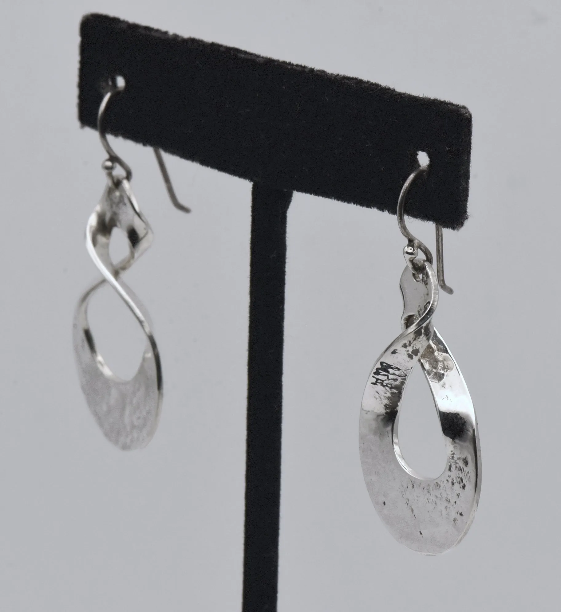 Vintage Sterling Silver Hammered Texture Dangle Twist Earrings