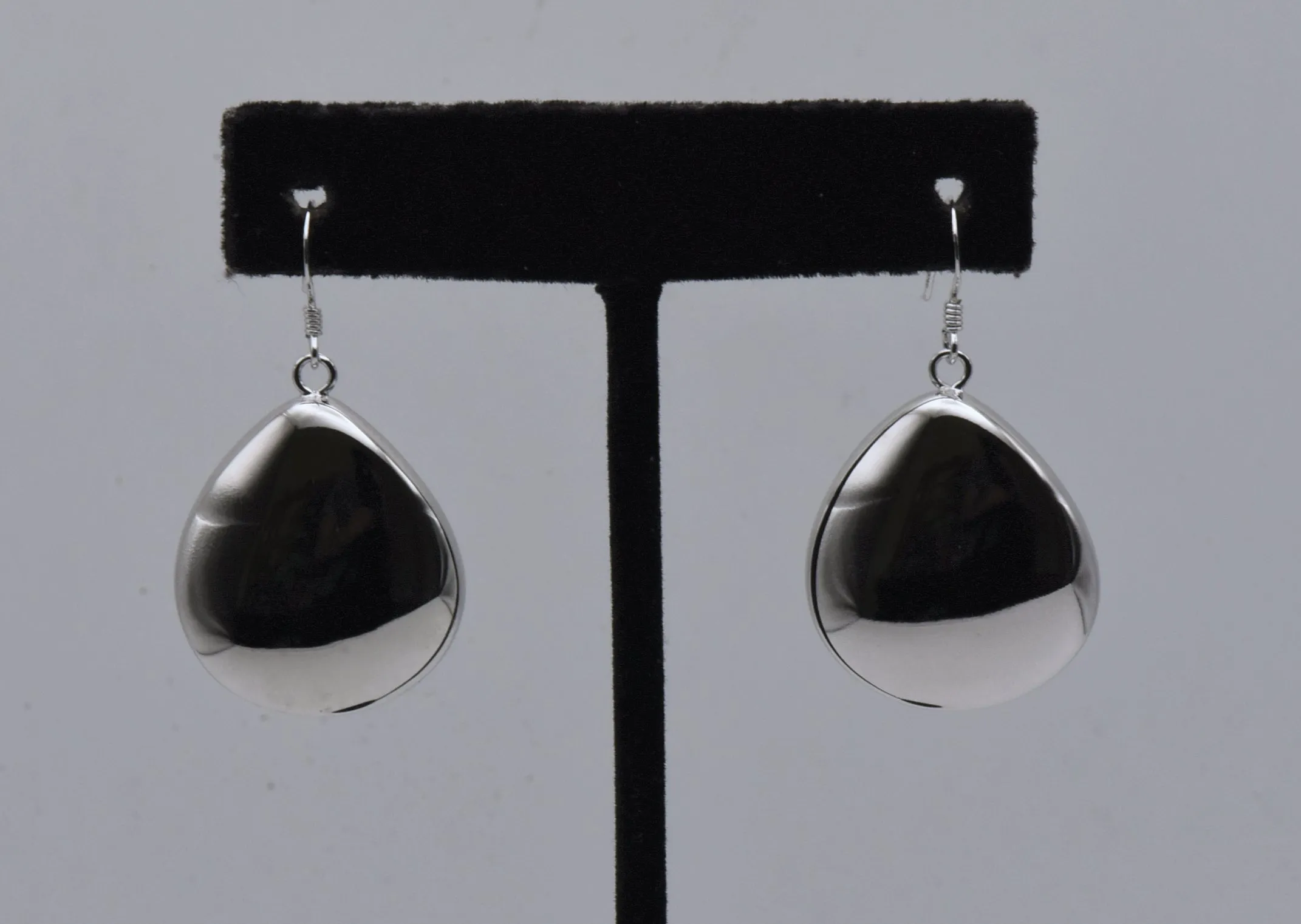 Vintage Sterling Silver Modern Design Teardrop Dangle Earrings